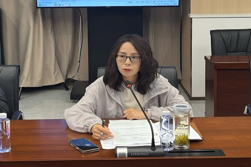 章校长(1).jpg