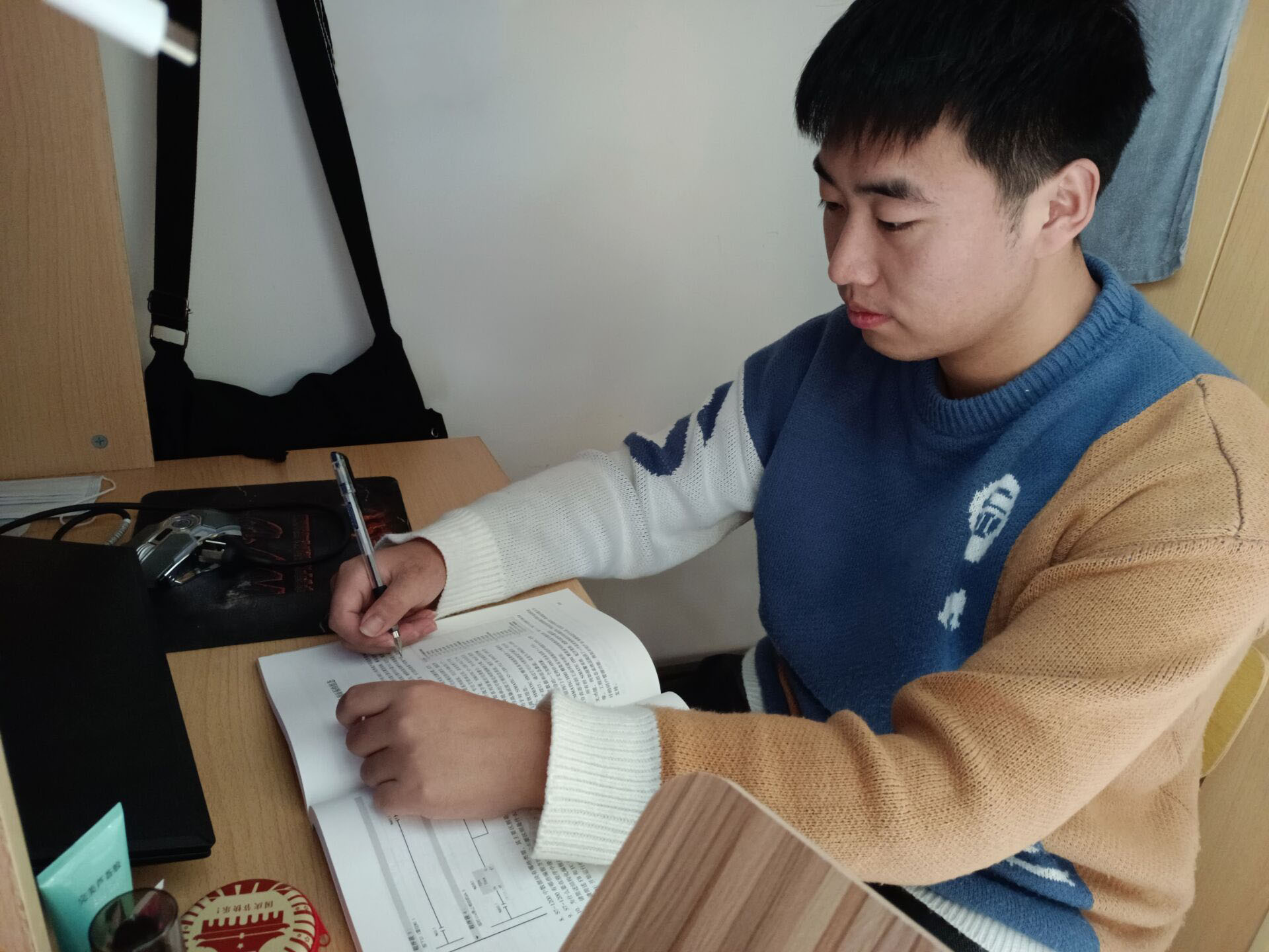 生活照片.jpg 生活照片.jpg