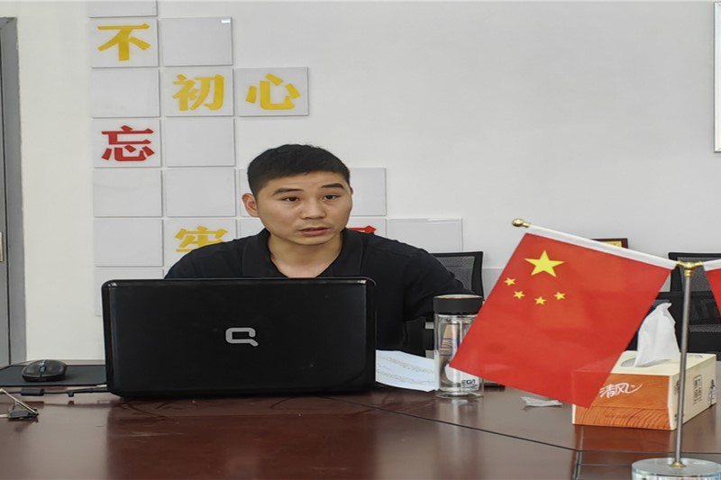 图为吴猛讲话_副本.jpg 图为吴猛讲话_副本.jpg